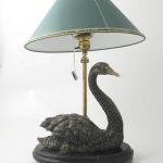 551 1022 TABLE LAMP